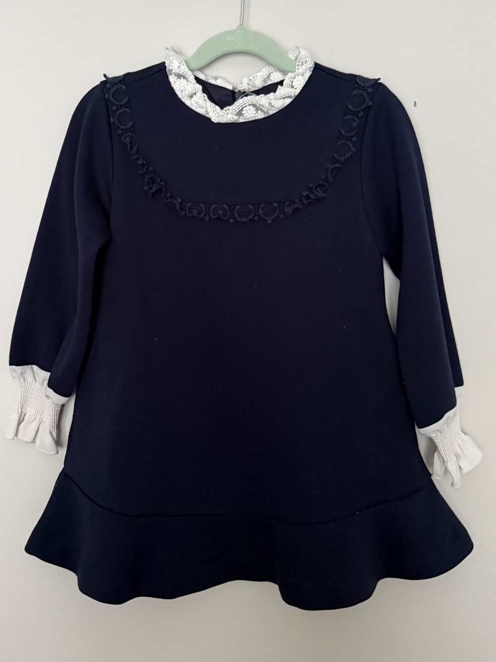 BEEN Navy Dress with White Lace Collar and Smocked Cuffs Girls Size 7